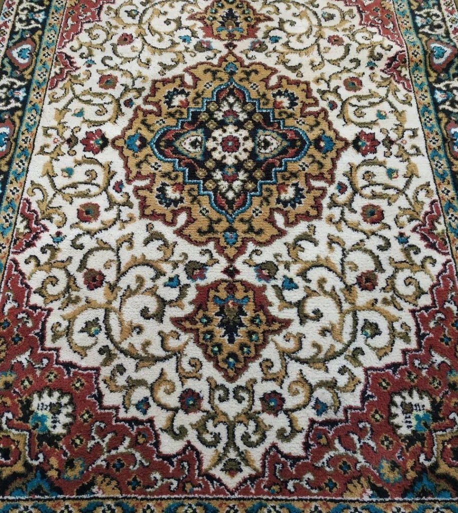 oHYPTVwIxlA